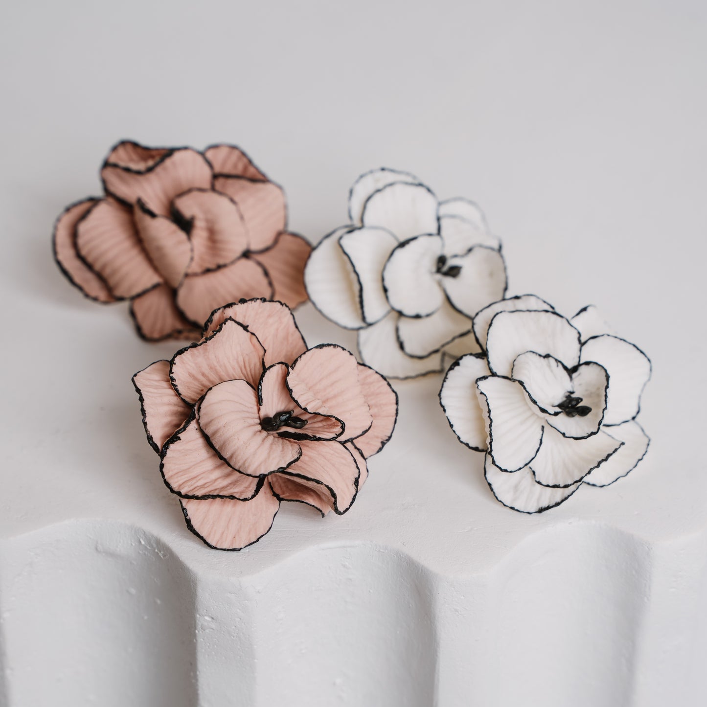 PENDIENTE CLARA -BLANCA-