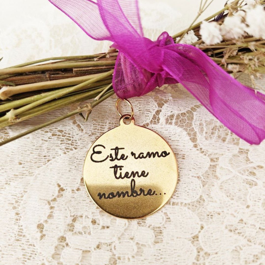 MEDALLA PERSONALIZADA PARA RAMO DE NOVIA - Hermine